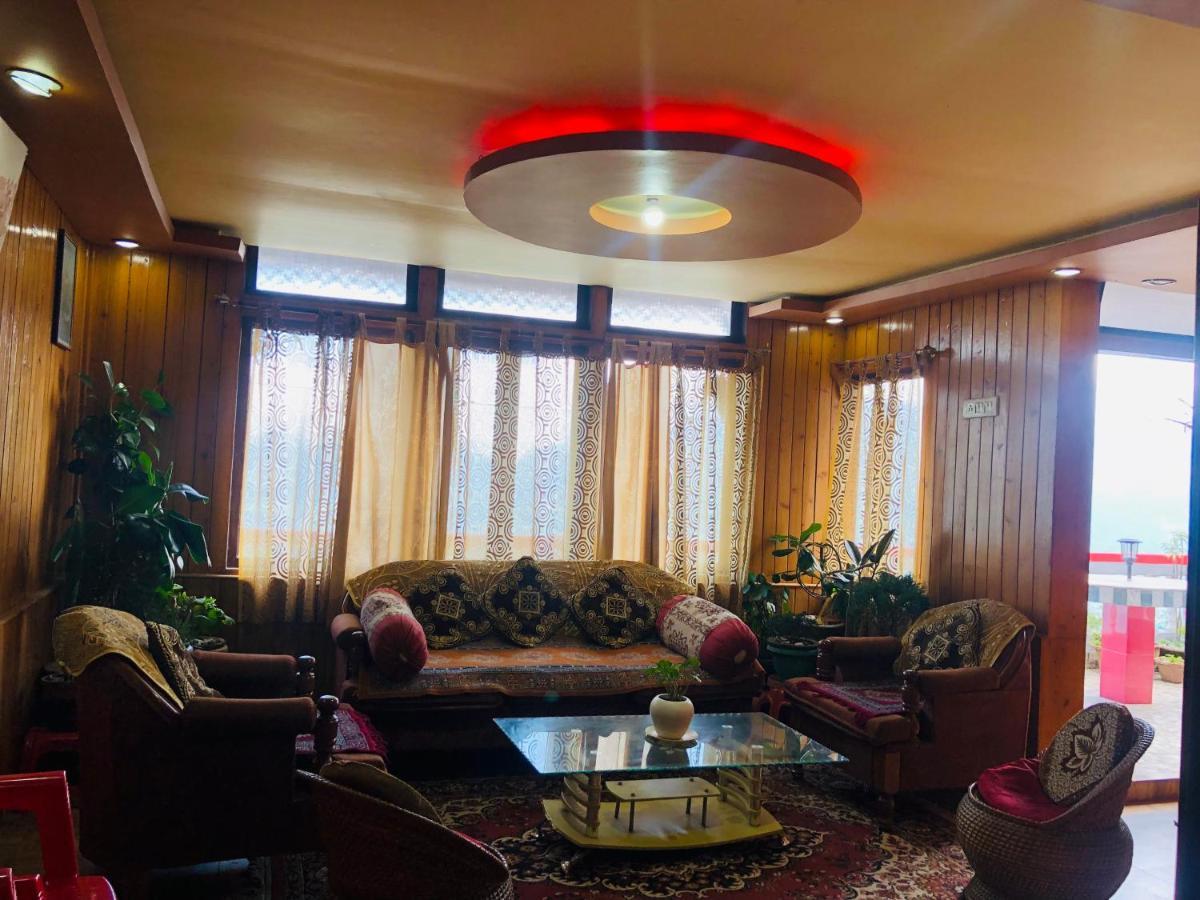 Raibas Homestay ダージリン エクステリア 写真